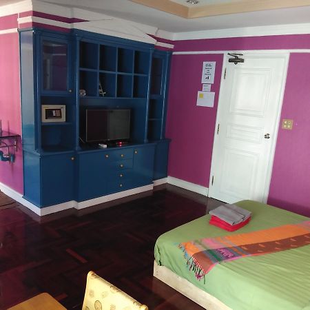 B&B 22 House Bangkok Esterno foto