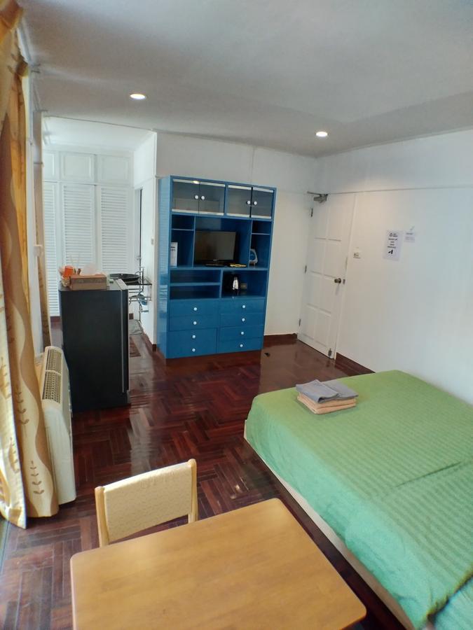 B&B 22 House Bangkok Esterno foto